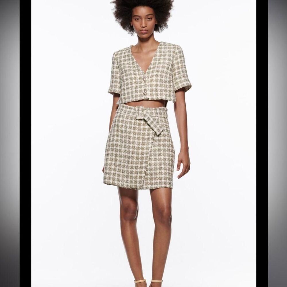 Zara Women's Green and White Dress